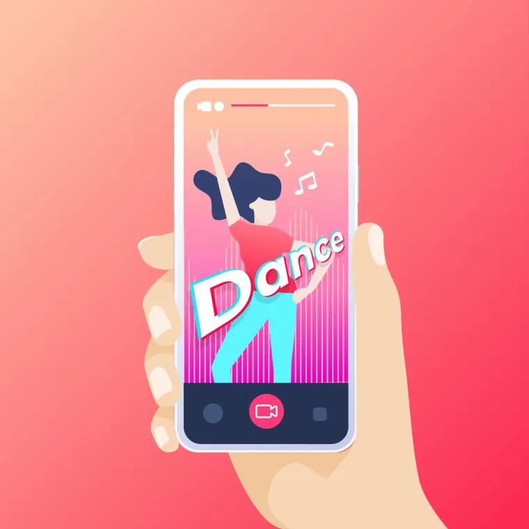 Tenant par la main un smartphone enregistrant une vidéo de danse dans l’application