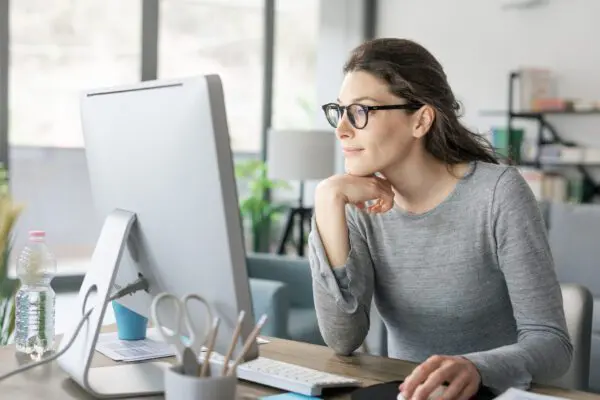 Woman check plugins for WordPress & woocommerce